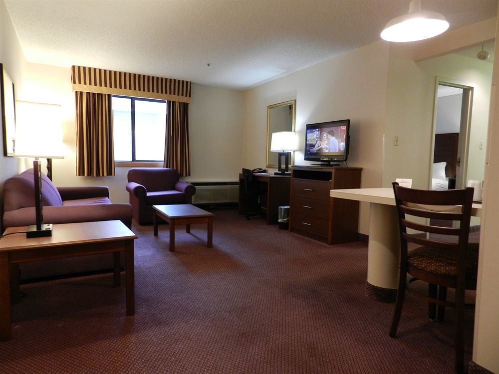 Ashmore Inn And Suites Lubbock Exterior foto