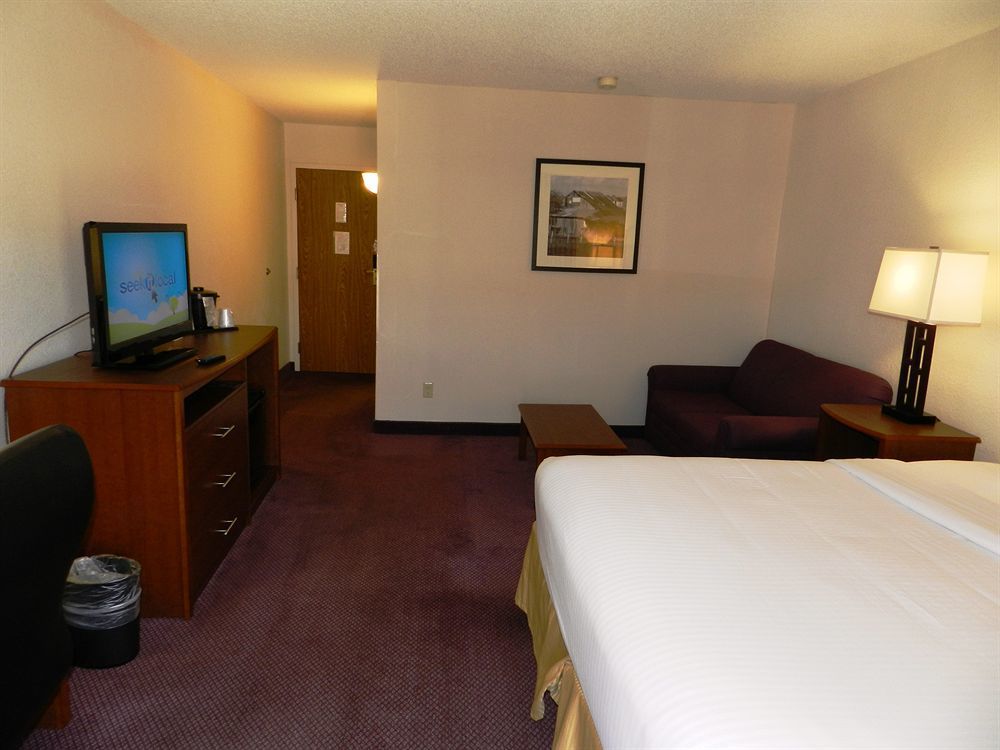 Ashmore Inn And Suites Lubbock Exterior foto