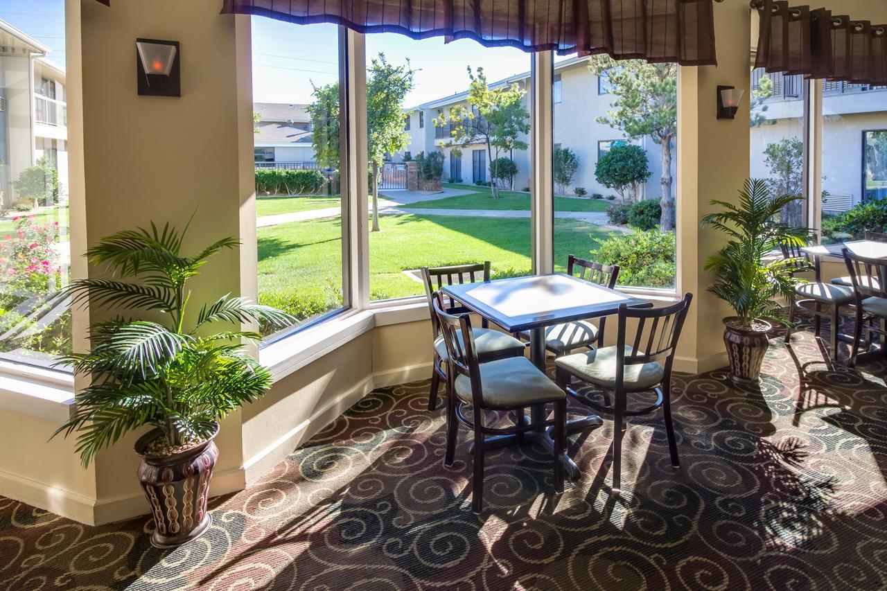 Ashmore Inn And Suites Lubbock Exterior foto