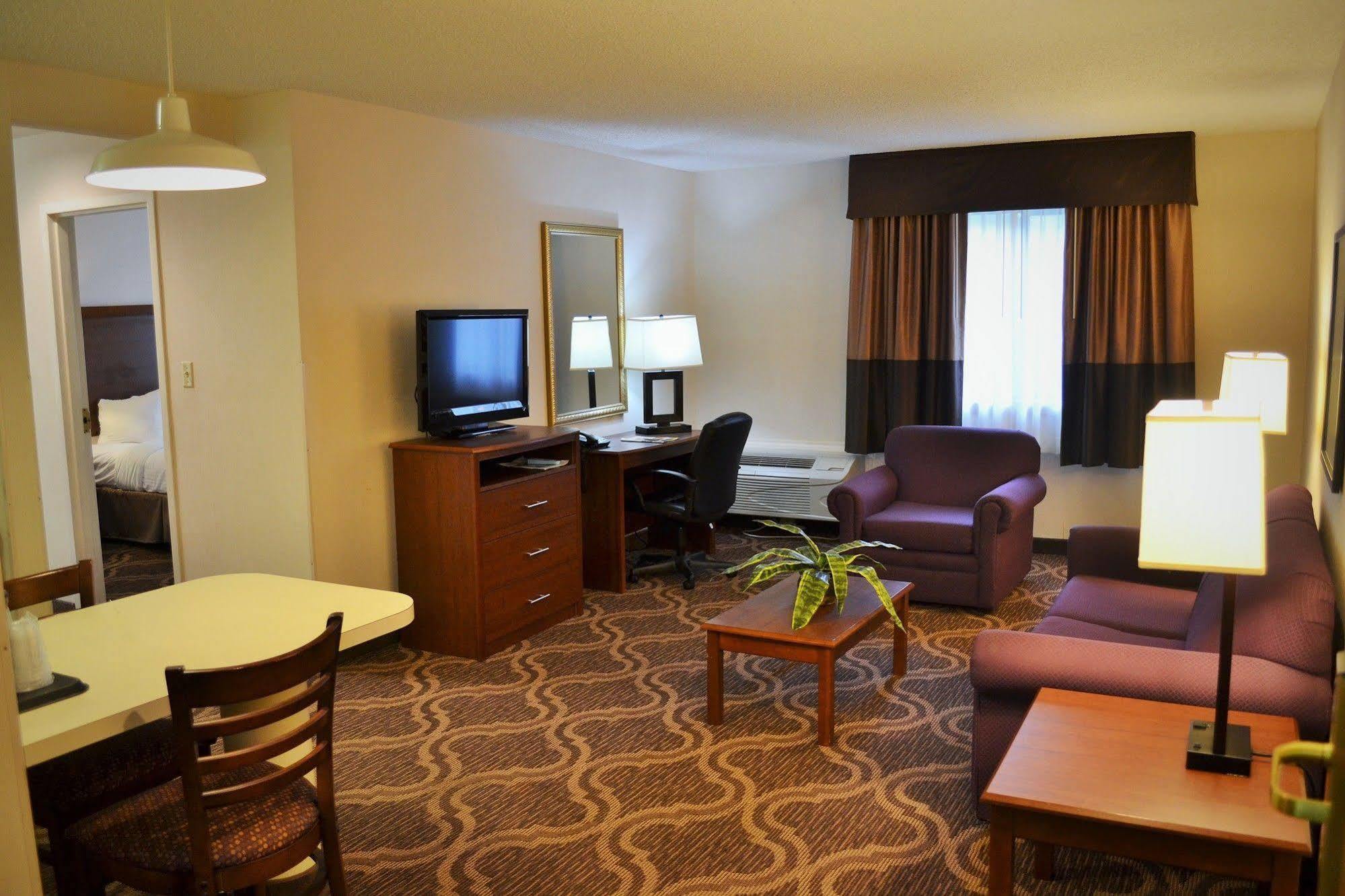 Ashmore Inn And Suites Lubbock Exterior foto